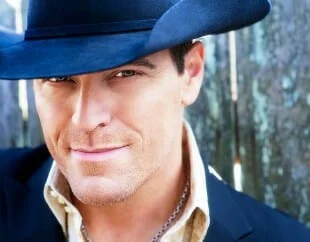 Chanteur lors d’une activité de Noël à Sherbrooke